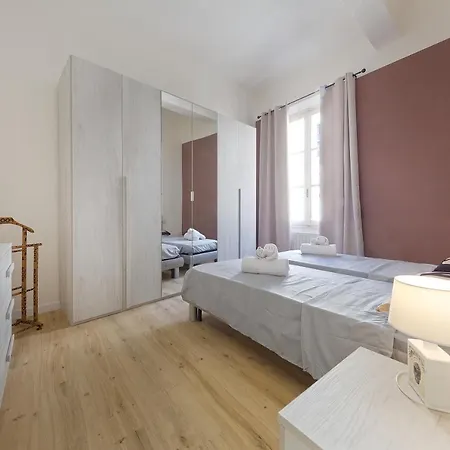 Pitti Apartment *